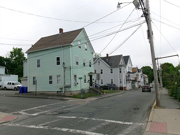 4th image of 46 Adams St