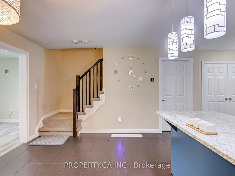14 Amos Dr #2 — Photo 24