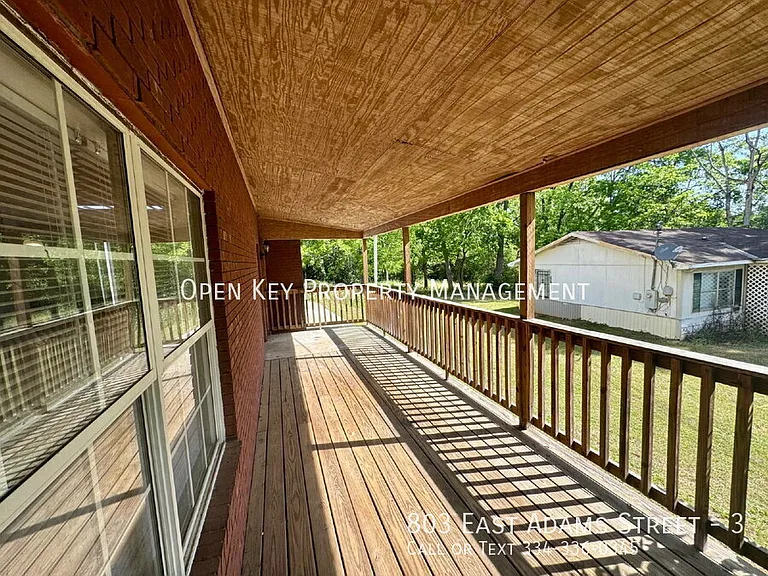 803 E Adams St #3 — Photo 28