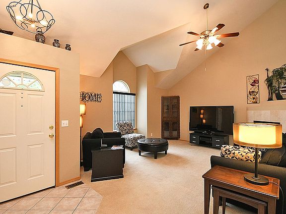Spacious Family Room