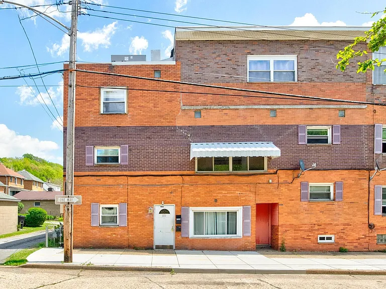 801 23rd St — Photo 9