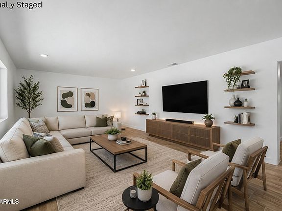 4th image of 315 E ENCANTO Drive