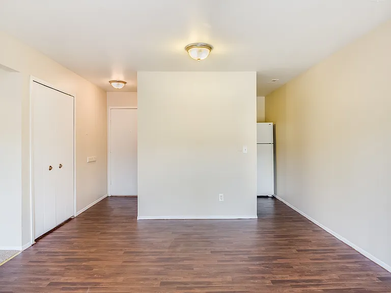 55 Suzanne Dr — Photo 7