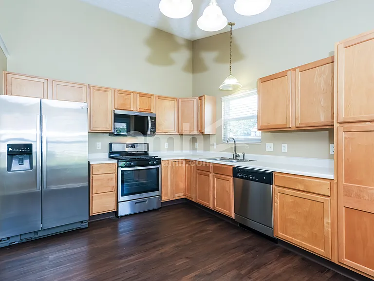 2311 Neff Ln — Photo 4
