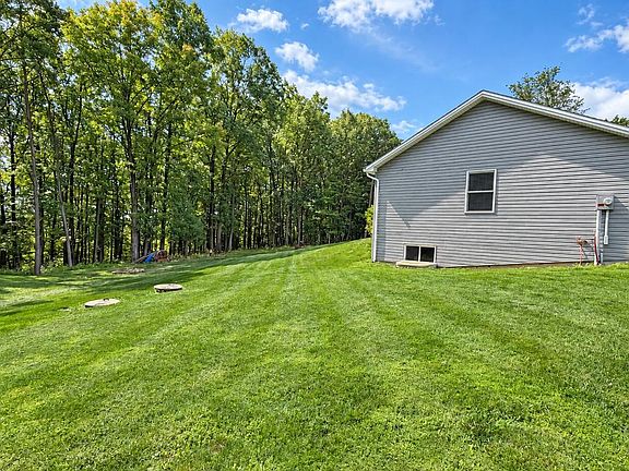 5th image of 29 Watson Dr