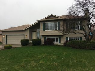 8161 N Summerfield Loop, Hayden Lake, ID 83835