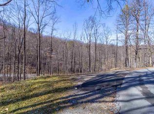 605 Pinecrest Dr, Gatlinburg, TN 37738