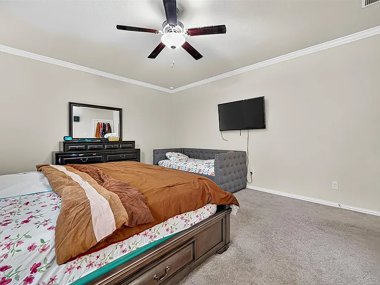 10519 Forfar Ln — Photo 37