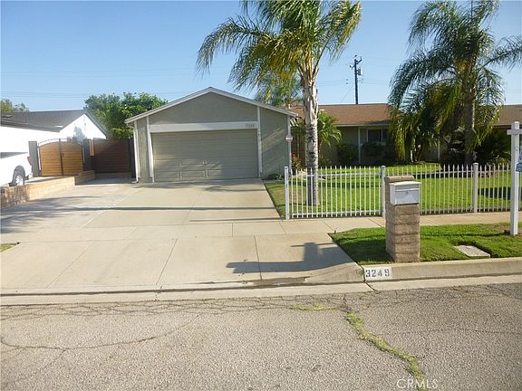 4th image of 3249 Clifton Ave