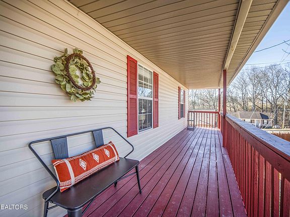 5th image of 4708 Country Ln