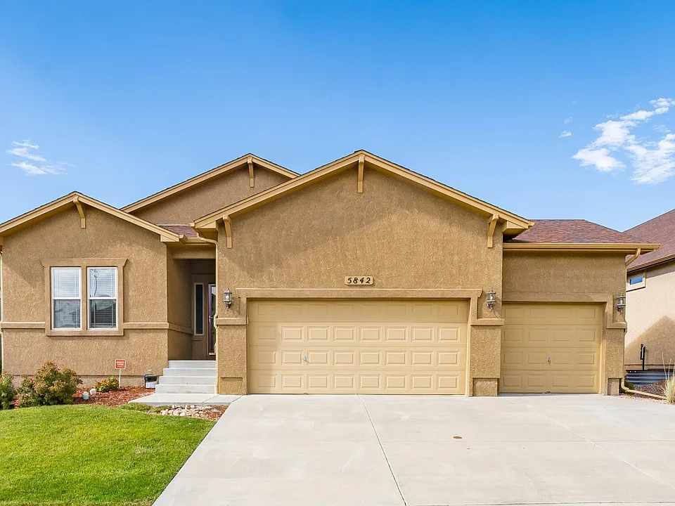 5842 Rowdy Dr