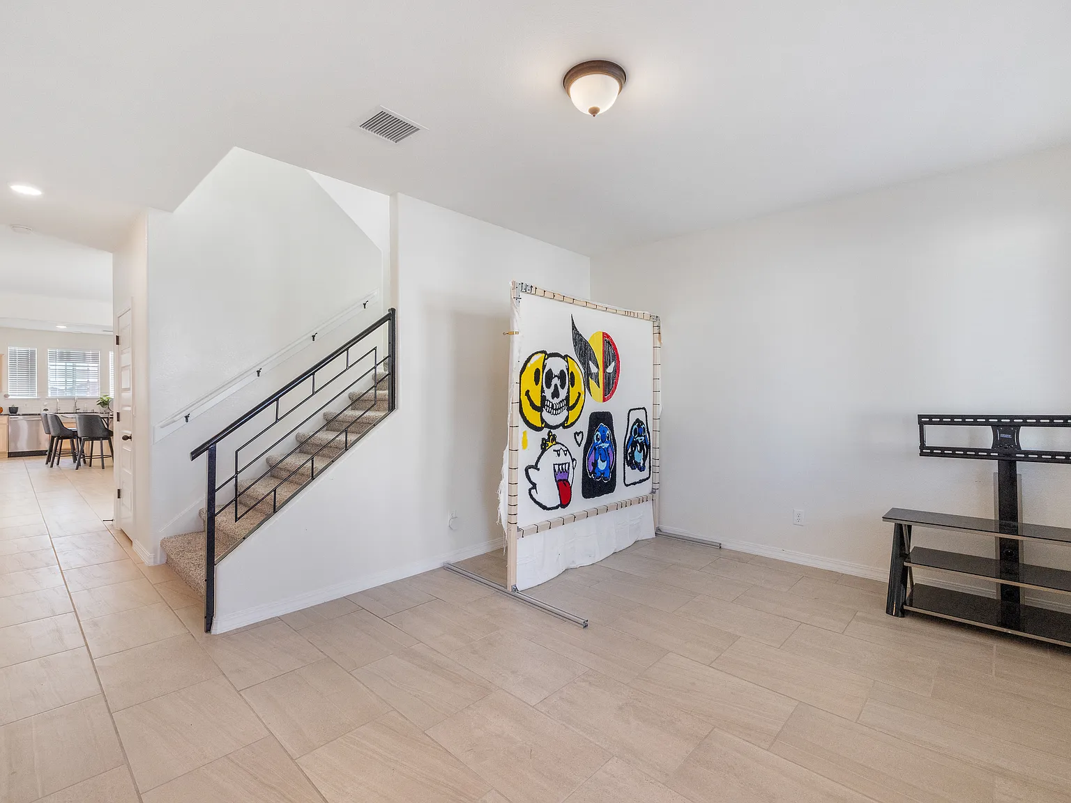4 bed, 3058 sqft, $2,500 — Photo 3