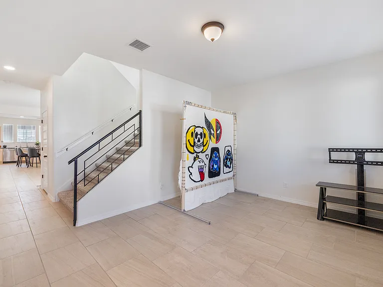 12804 De La Rosa Ave — Photo 3