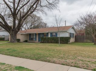 2702 Manion St, Irving, TX 75062