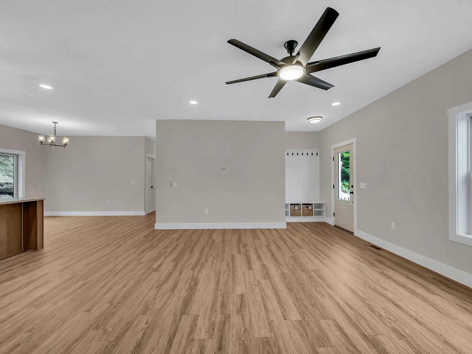 3 bed, 1850 sqft, $3,500 — Photo 4