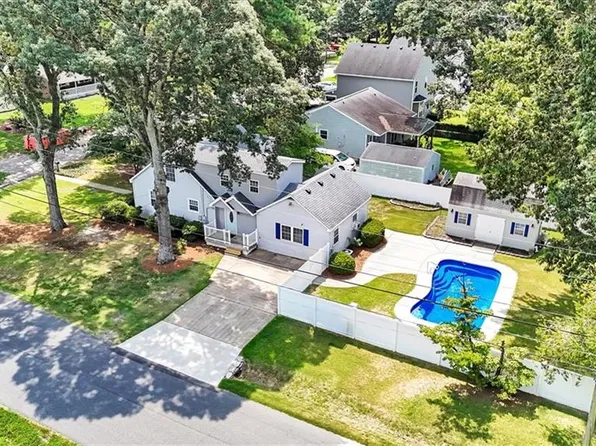 1601 Lilac Ave, Chesapeake, VA 23325