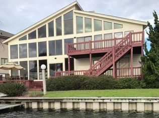 143 Bowen St, Atlantic Beach, NC 28512