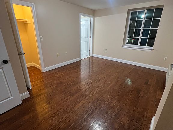 5th image of 711 Sip St #405