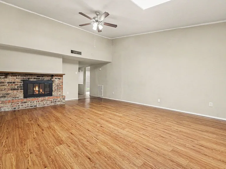 4237 Foliage Dr — Photo 13