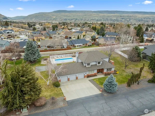 625 Meadows Drive, Wenatchee, WA 98801