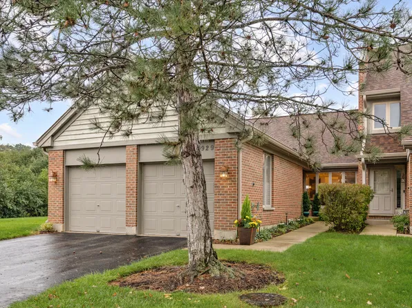 1929 Koehling Rd, Northbrook, IL 60062