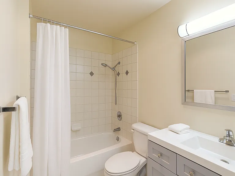2500 Gilman Dr W #103 — Photo 13