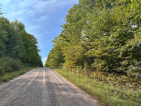 3rd image of 0 Helsing Road