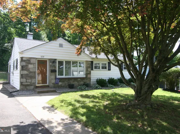 628 Beechwood Rd, Willow Grove, PA 19090