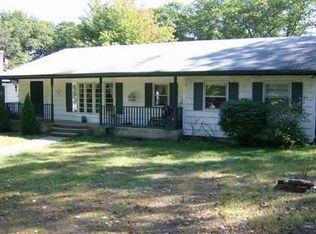 106 Paxton Rd, Holden, MA 01520