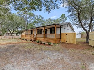 5968 Capitol Dr, Gulf Breeze, FL 32563