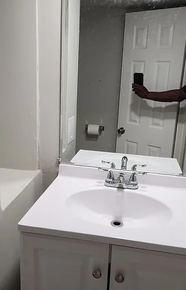 6213 Forest Rd — Photo 34