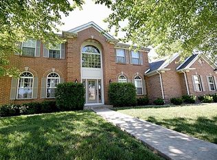 824 Stone Creek Ln, Belleville, IL