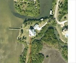 1st image of 450 Lakeview Dr