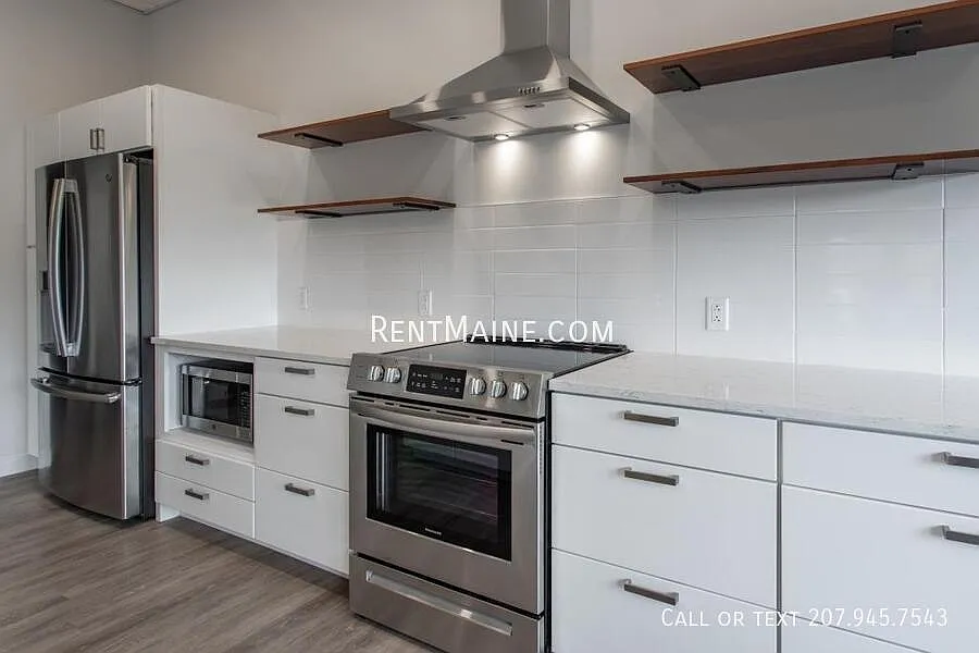 2 bed, $3,000 — Photo 2