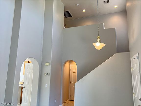 4th image of 5316 Carlsbad Heights St