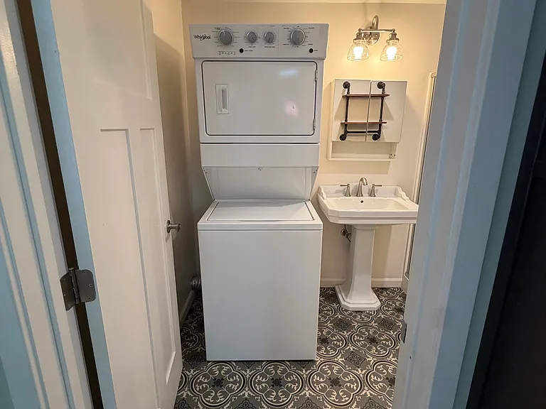 5025 College Ave — Photo 16