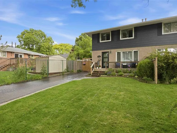 862 Montrose St, Sarnia, ON N7T 5B7