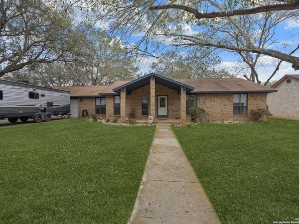 110 DAVID LN, Pleasanton, TX 78064