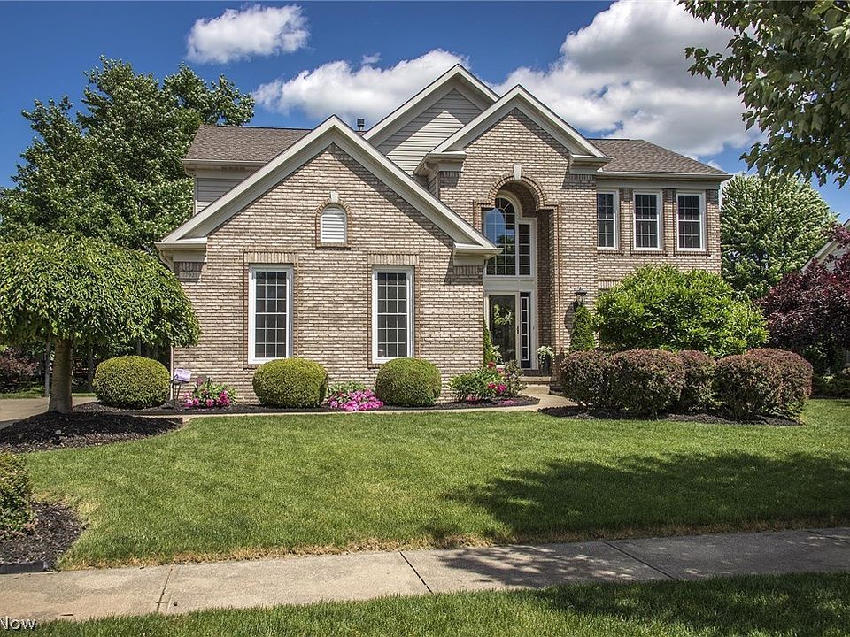 1st image of 17921 Lyon Ln