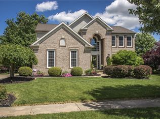 17921 Lyon Ln, Strongsville, OH
