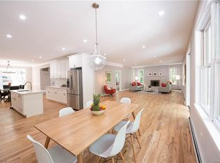 13 Castle Hill Ln, West Nyack, NY 10994