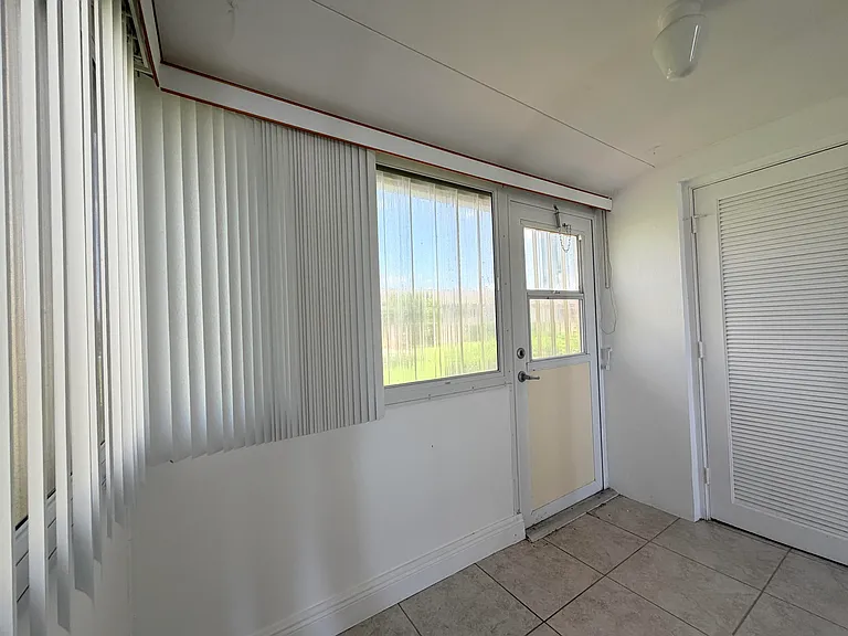 2607 Dudley Dr W #L — Photo 25