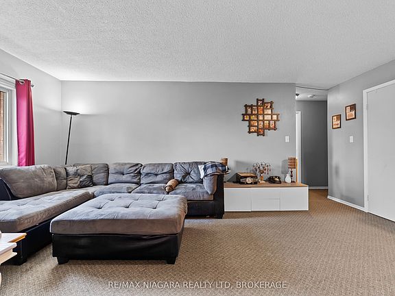 5th image of 72 Main St E #325