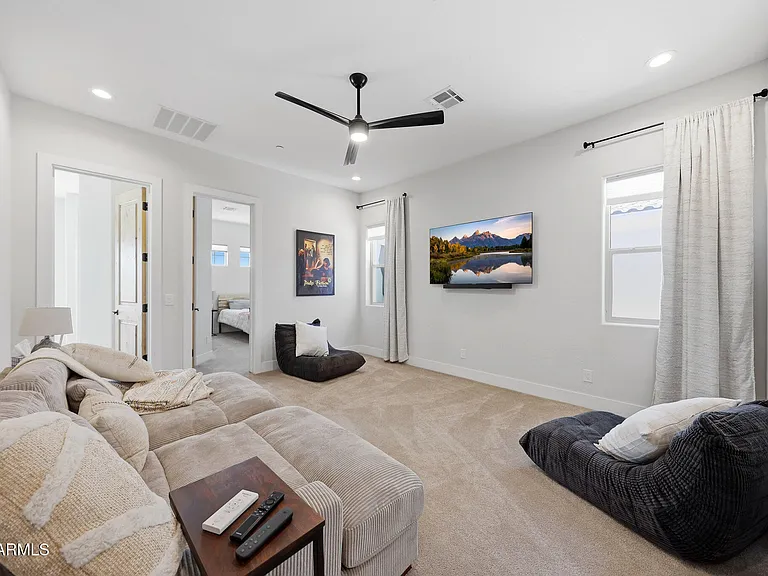 6896 E Lomas Verdes Dr — Photo 39