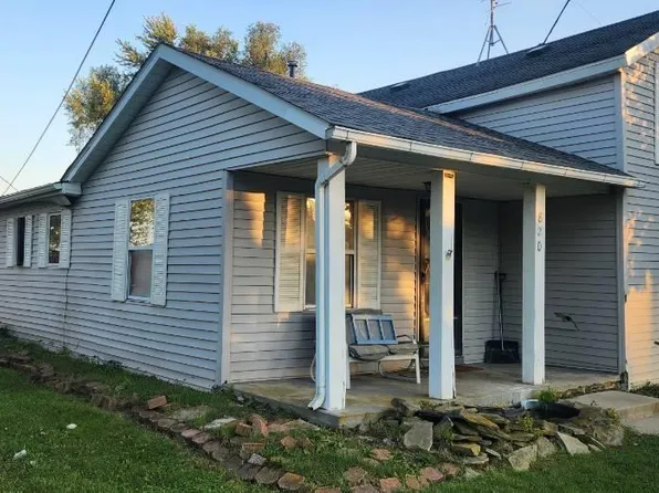 820 N Wayne St, Waterloo, IN 46793