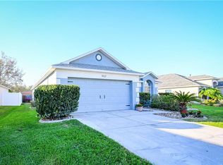 1437 Appleton Pl, Zephyrhills, FL 33543