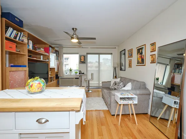 31-35 31st Street image 1 of 9