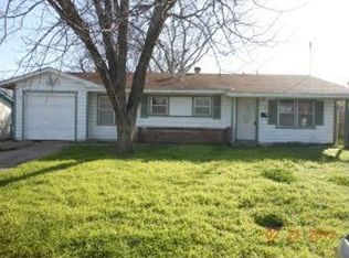 3620 Layton Ave, Haltom City, TX 76117