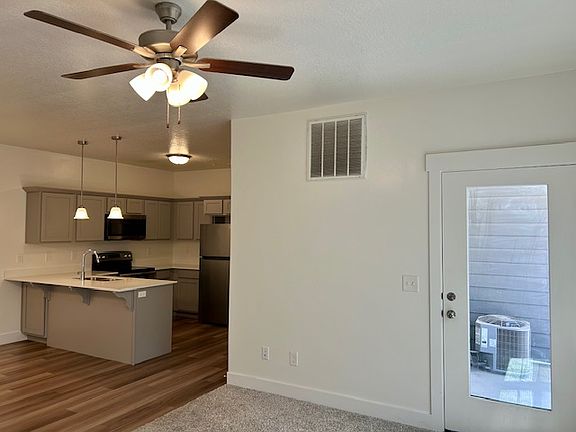 4th image of 1794 W Eaglewood Dr Unit 203