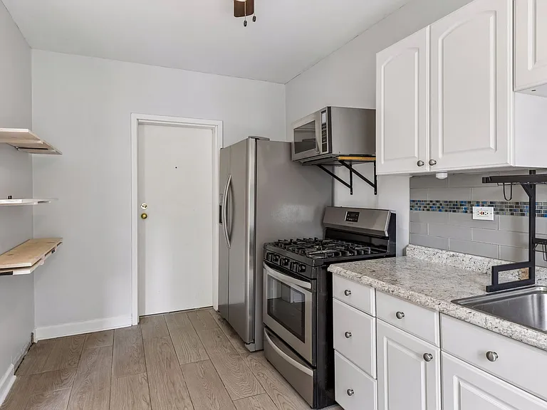 3128 W Bde Maka Ska Blvd #415 — Photo 9